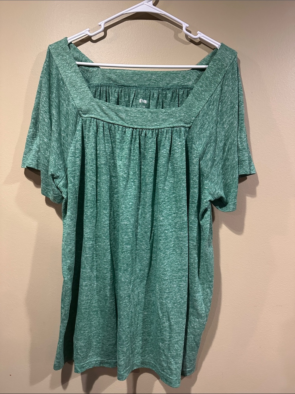 EVRI Heathered Teal Green Short Sleeve Gathered Yoke Tunic